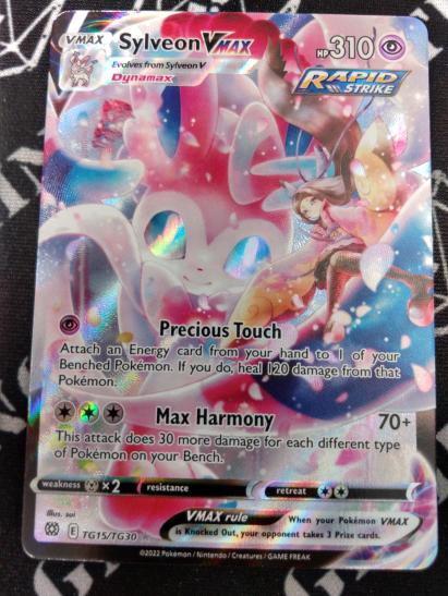 Sylveon VMAX - TG15/TG30 - Character Rare